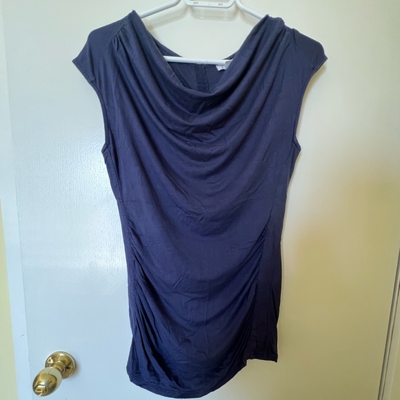 A Pea in the Pod Maternity Shirt - Picture 1 of 2